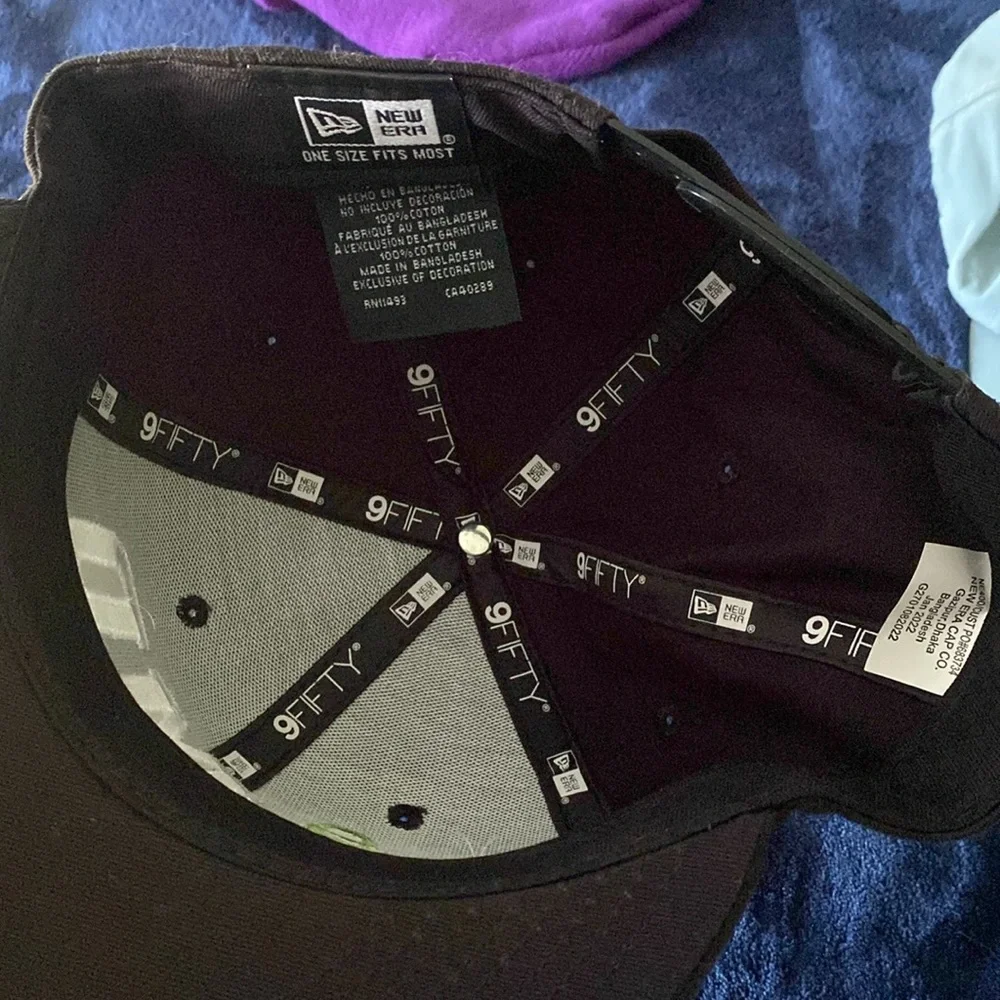 Hat - Picture 3 of 3
